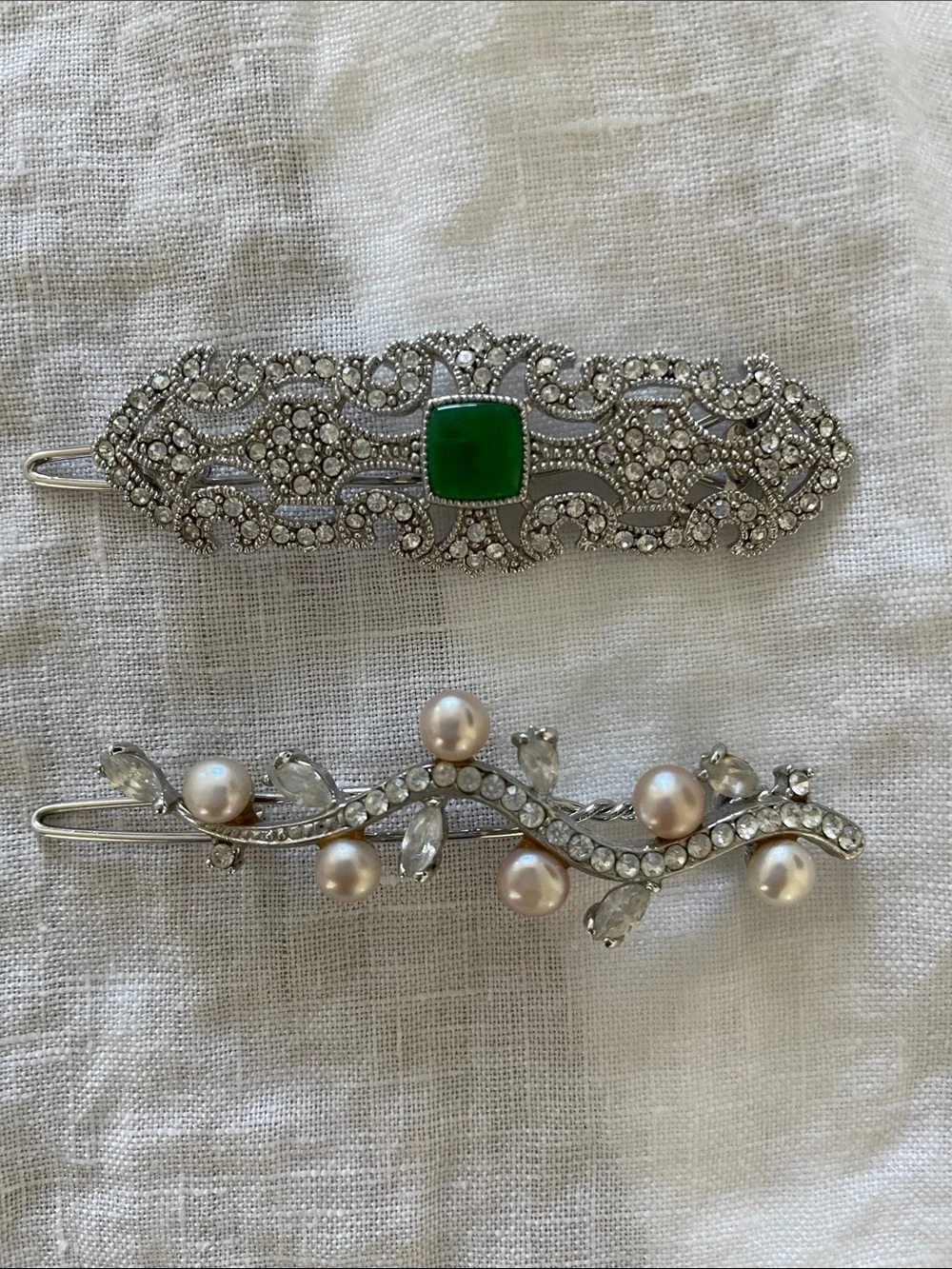 High-Quality Vintage Filigree Emerald Green & pearl Hair Pin Set (2pcs)